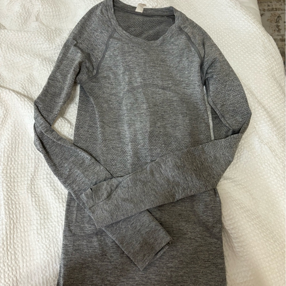 Swiftly Tech Long-Sleeve Shirt